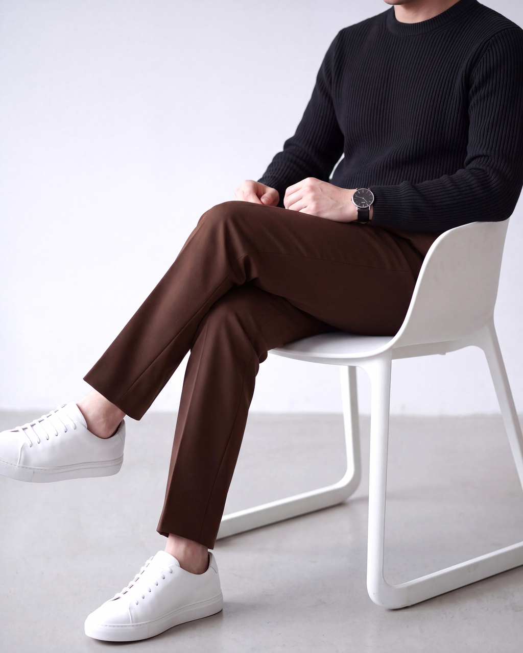 Foundational Classic-Fit Trousers Warm Brown