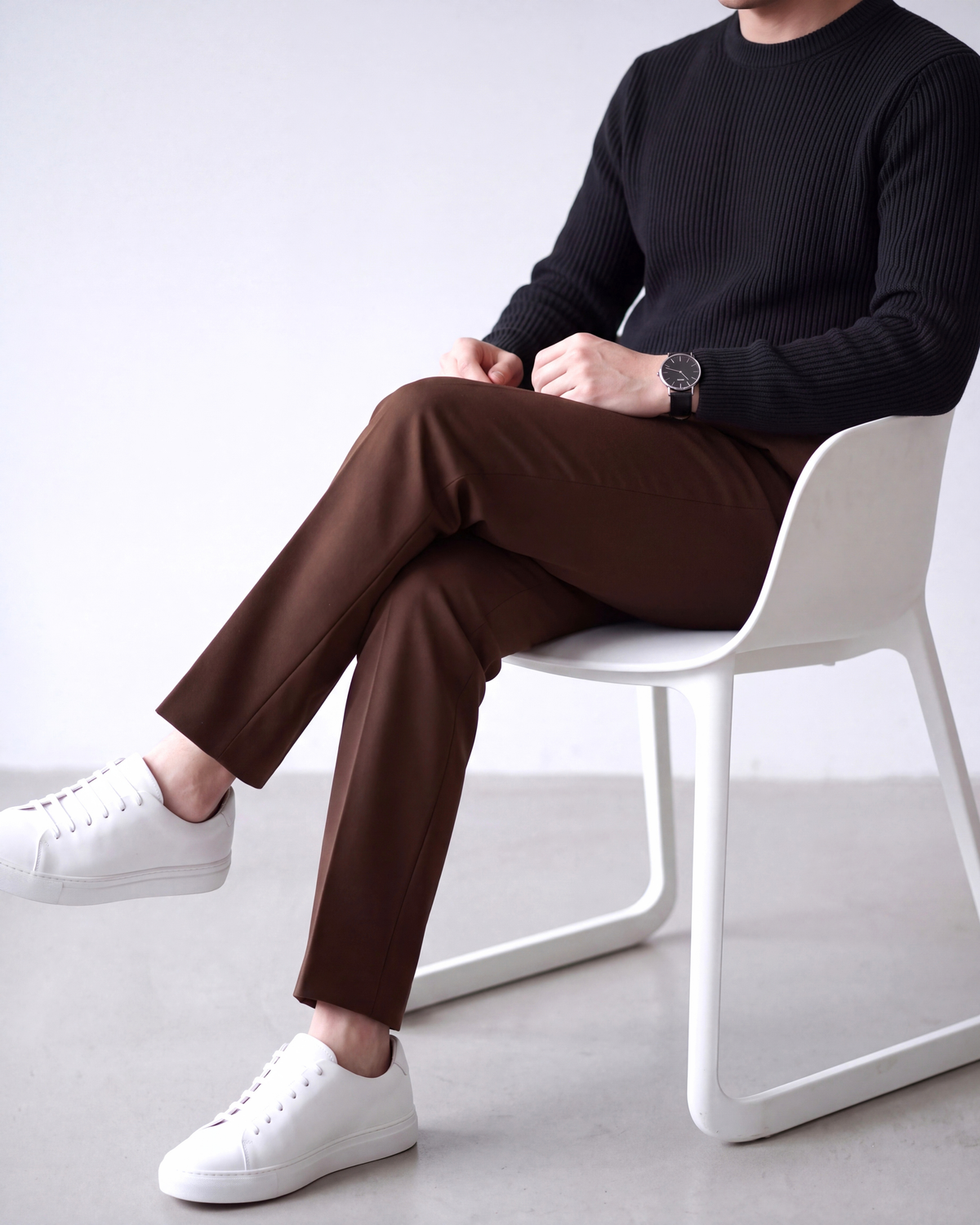 Foundational Classic-Fit Trousers Warm Brown
